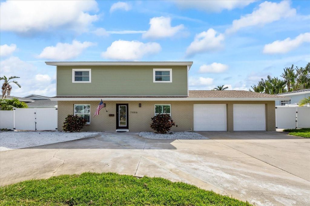 7886 9TH AVENUE S, St Petersburg, FL 33707