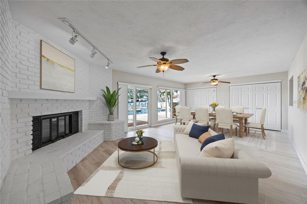 Image 13 of property listing at 7886 9TH AVENUE S, St Petersburg, FL 33707