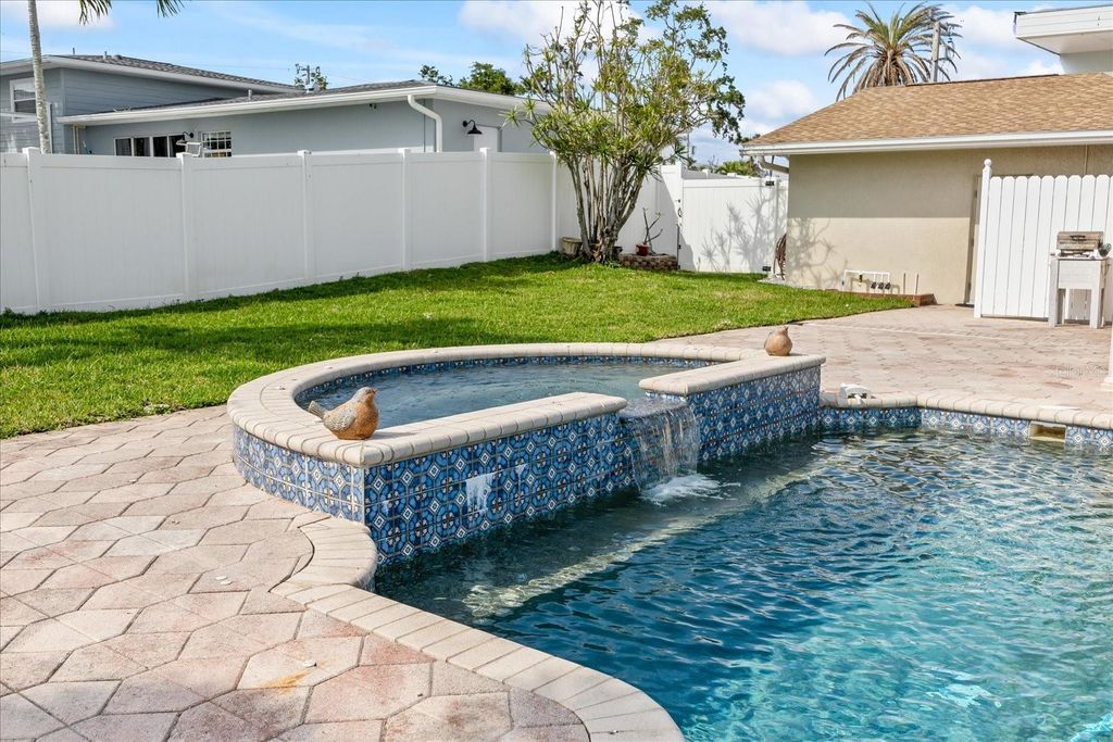 Image 40 of property listing at 7886 9TH AVENUE S, St Petersburg, FL 33707