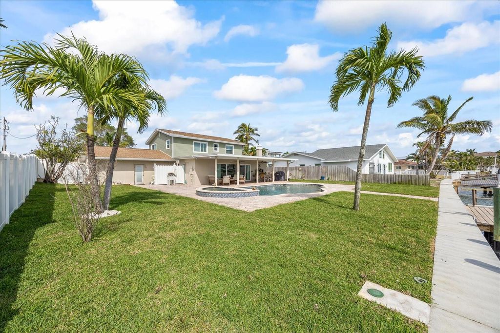 Image 42 of property listing at 7886 9TH AVENUE S, St Petersburg, FL 33707