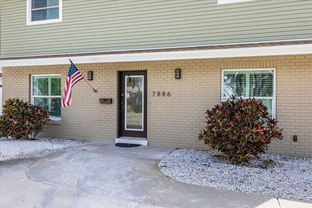 Image 56 of property listing at 7886 9TH AVENUE S, St Petersburg, FL 33707