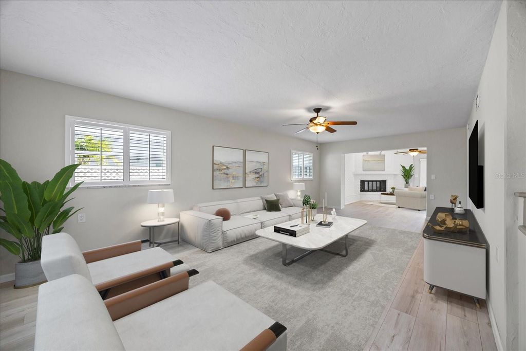 Image 9 of property listing at 7886 9TH AVENUE S, St Petersburg, FL 33707