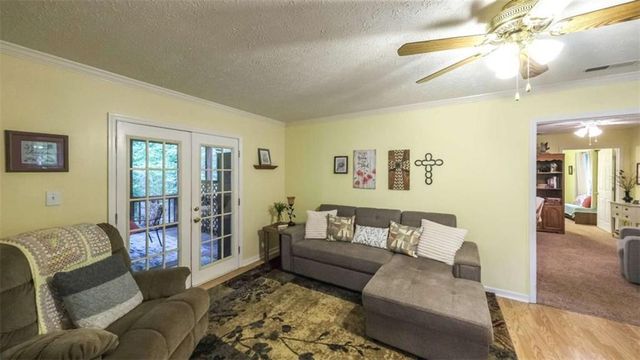 712 Honeysuckle Lane, Temple, GA 30179