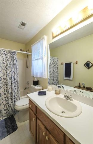 712 Honeysuckle Lane, Temple, GA 30179