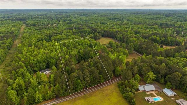 712 Honeysuckle Lane, Temple, GA 30179
