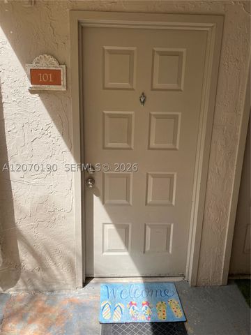 8245 Lake Dr 101, Doral, FL 33166