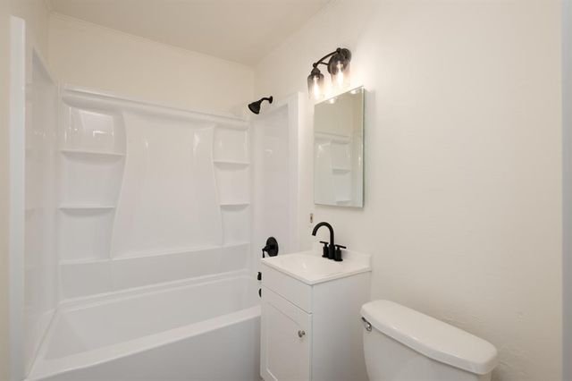 544 E Northrup Drive, Midwest City, OK 73110