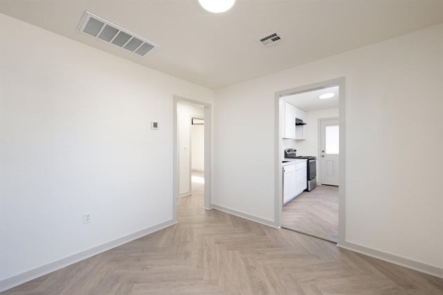 544 E Northrup Drive, Midwest City, OK 73110