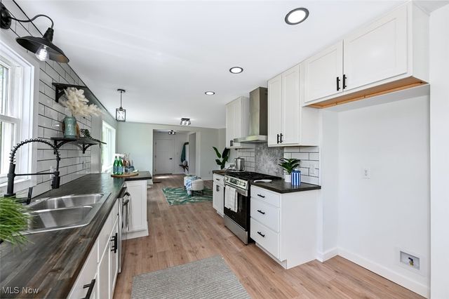 2953 Colon Drive, Copley, OH 44321