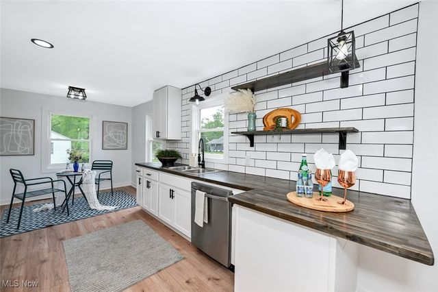 2953 Colon Drive, Copley, OH 44321