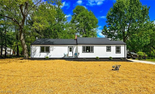 2953 Colon Drive, Copley, OH 44321