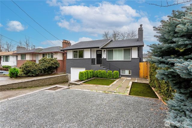 7305 32nd Avenue S, Seattle, WA 98118