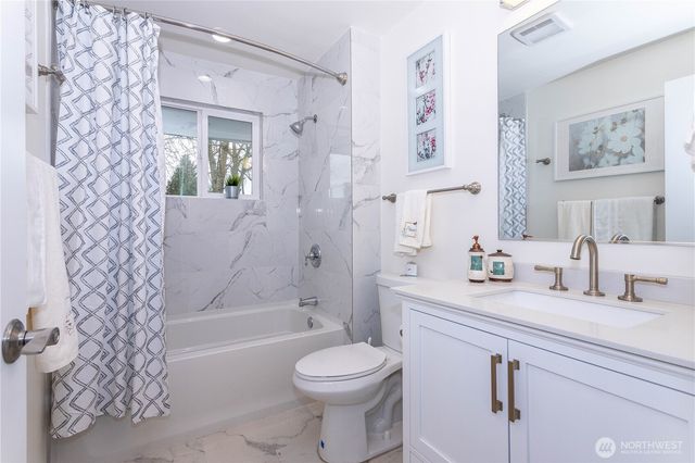 7305 32nd Avenue S, Seattle, WA 98118