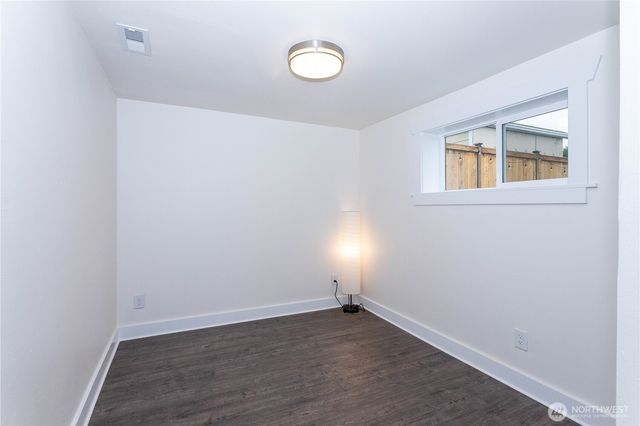 7305 32nd Avenue S, Seattle, WA 98118