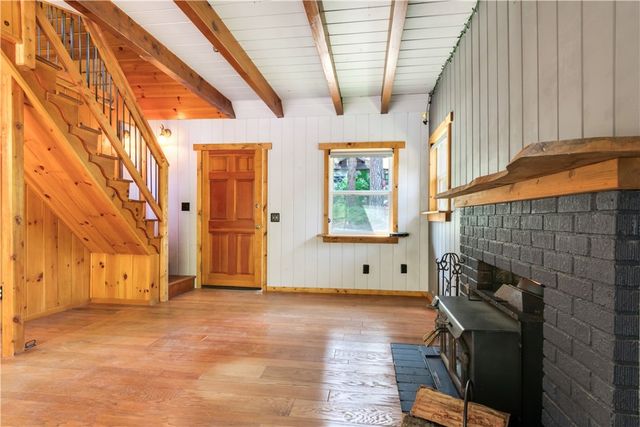 41126 Valley Of The Falls Drive, Forest Falls, CA 92339