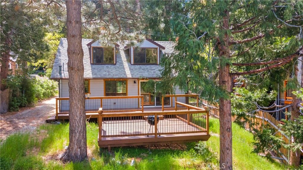 41126 Valley Of The Falls Drive, Forest Falls, CA 92339
