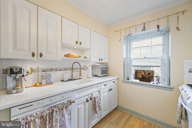 2111 RUSH RD, Abington, PA 19001