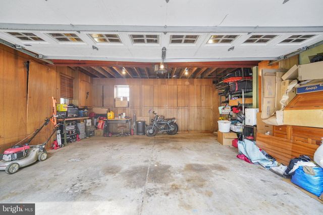 2111 RUSH RD, Abington, PA 19001