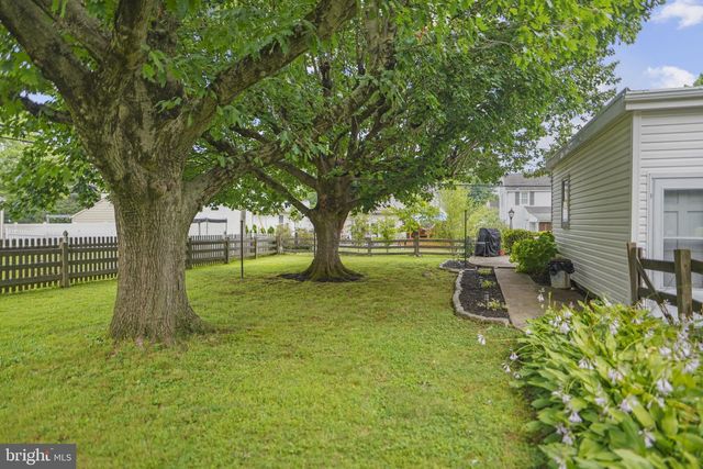 2111 RUSH RD, Abington, PA 19001