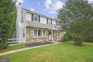 2111 RUSH RD, Abington, PA 19001