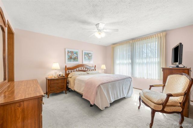 38454 Deer Creek Boulevard, Westland, MI 48185