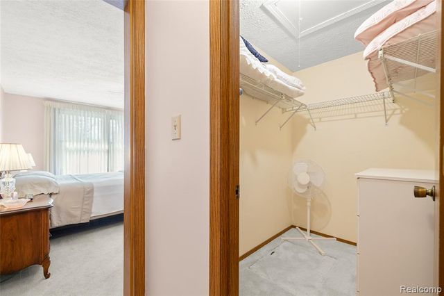 38454 Deer Creek Boulevard, Westland, MI 48185