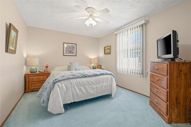 38454 Deer Creek Boulevard, Westland, MI 48185