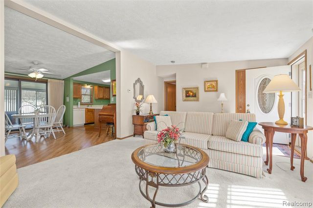 38454 Deer Creek Boulevard, Westland, MI 48185