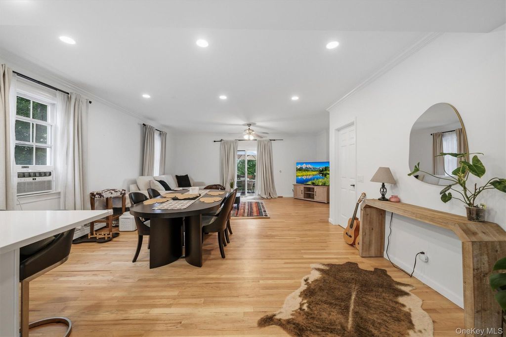 81 Overlook Drive, Valhalla, NY 10595 — photo 2