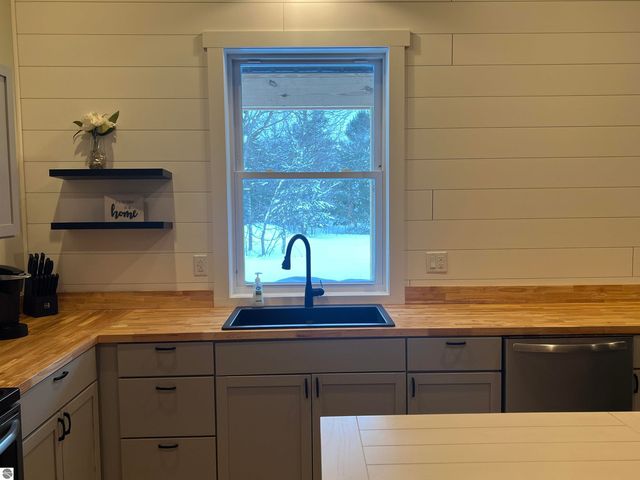 3690 County Road 571, Kalkaska, MI 49646