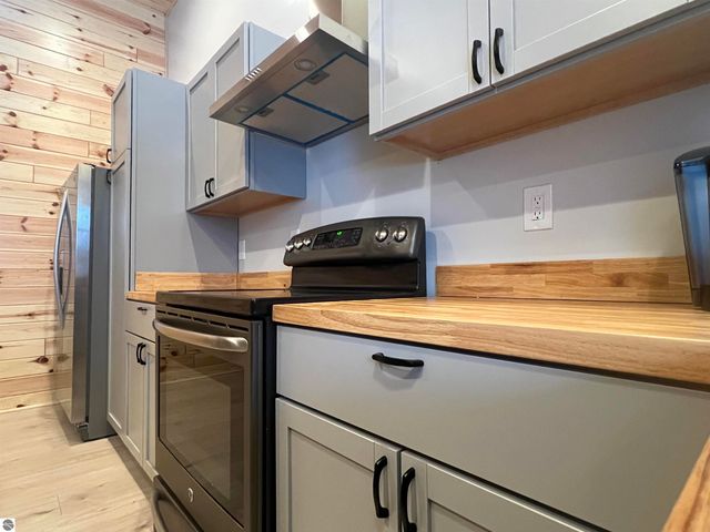 3690 County Road 571, Kalkaska, MI 49646