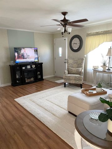 4385 Erie Dr., Little River, SC 29566