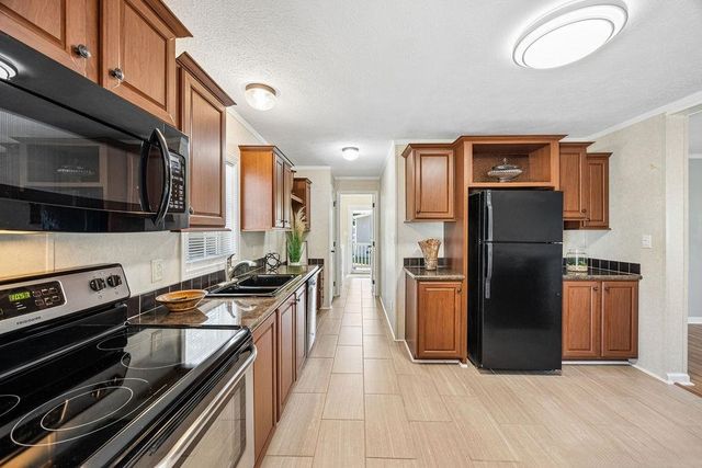 4385 Erie Dr., Little River, SC 29566