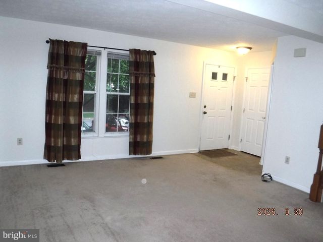 5328 CASTLESTONE DR, Rosedale, MD 21237