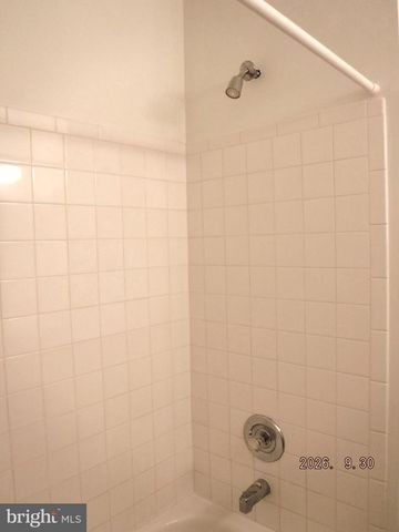 5328 CASTLESTONE DR, Rosedale, MD 21237
