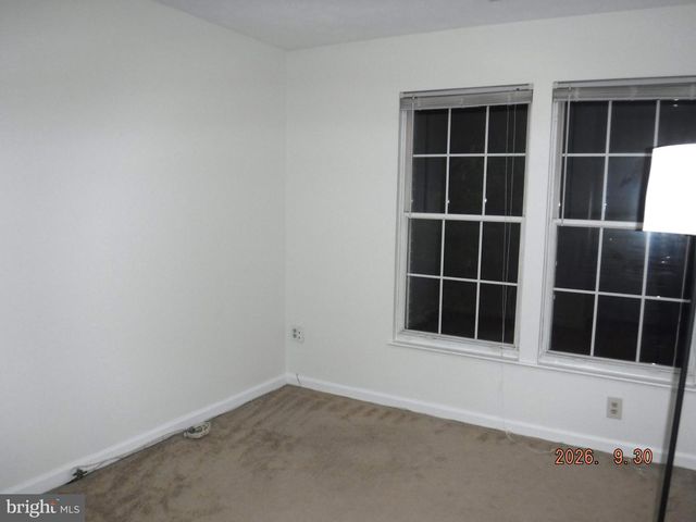 5328 CASTLESTONE DR, Rosedale, MD 21237