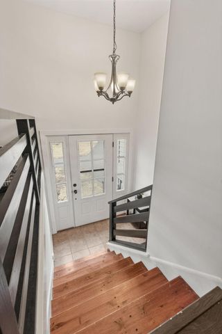 6558 Upper 35th Street N, Oakdale, MN 55128