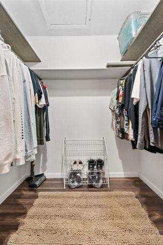 6558 Upper 35th Street N, Oakdale, MN 55128