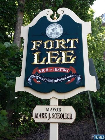 2100 Linwood Avenue 15P, Fort Lee, NJ 07024