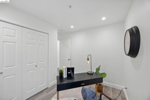 4737 Redding St, Oakland, CA 94619