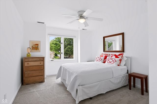 11709 Whisper Bay Court, Carmel, IN 46033