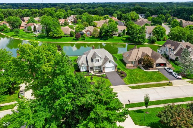11709 Whisper Bay Court, Carmel, IN 46033