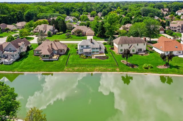 11709 Whisper Bay Court, Carmel, IN 46033