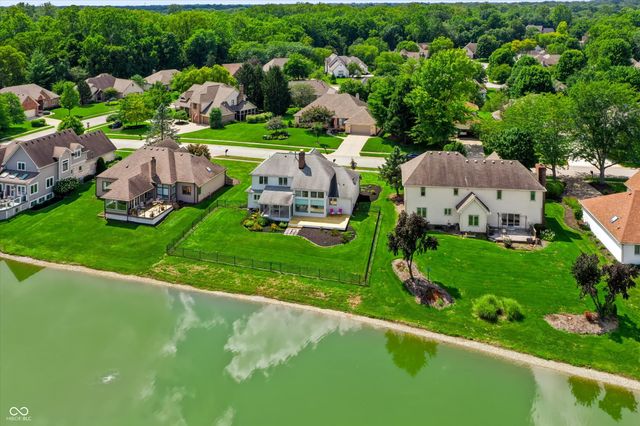 11709 Whisper Bay Court, Carmel, IN 46033