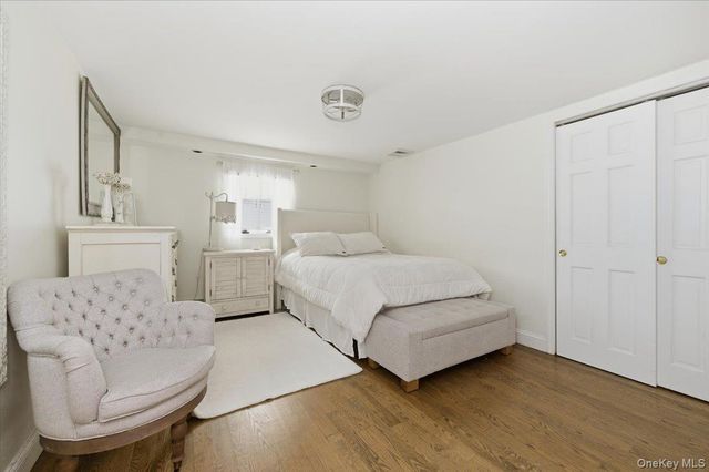 248 Bayview Avenue, Massapequa, NY 11758