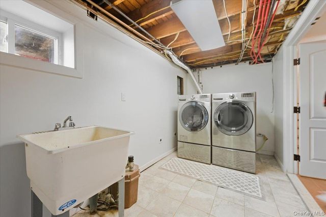 248 Bayview Avenue, Massapequa, NY 11758