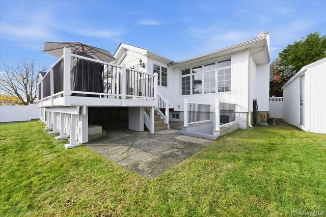 248 Bayview Avenue, Massapequa, NY 11758