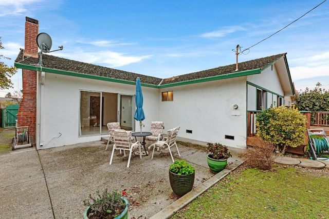 1423 Primrose Way, Cupertino, CA 95014