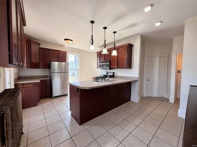 323 Madison Street, Plymouth, IN 46563