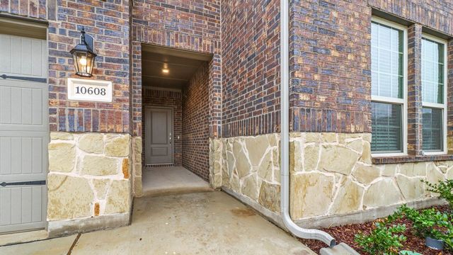 2004 Foggy Woods Lane, Anna, TX 75409